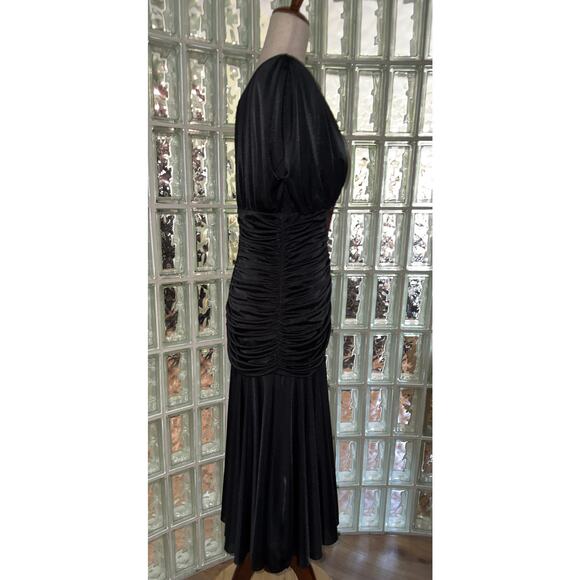 VTG Filigree Black Body Con Rouched Long Dress Lace Cap Sleeve Ruched - size 8 - Picture 2 of 12